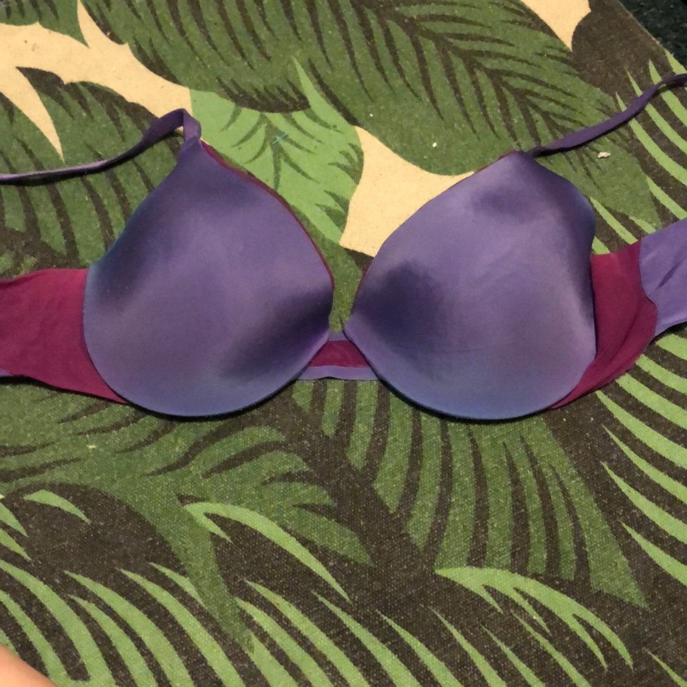 VS Bra